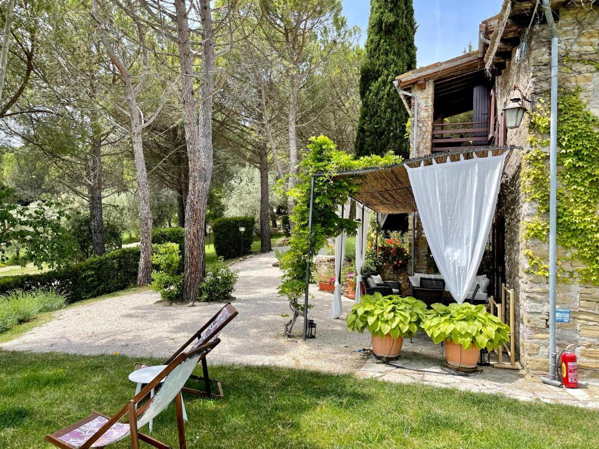 La Panoramica Gubbio - Maison De Charme - Casette E Appartamenti Self Catering Per Vacanze Meravigliose! Exterior foto